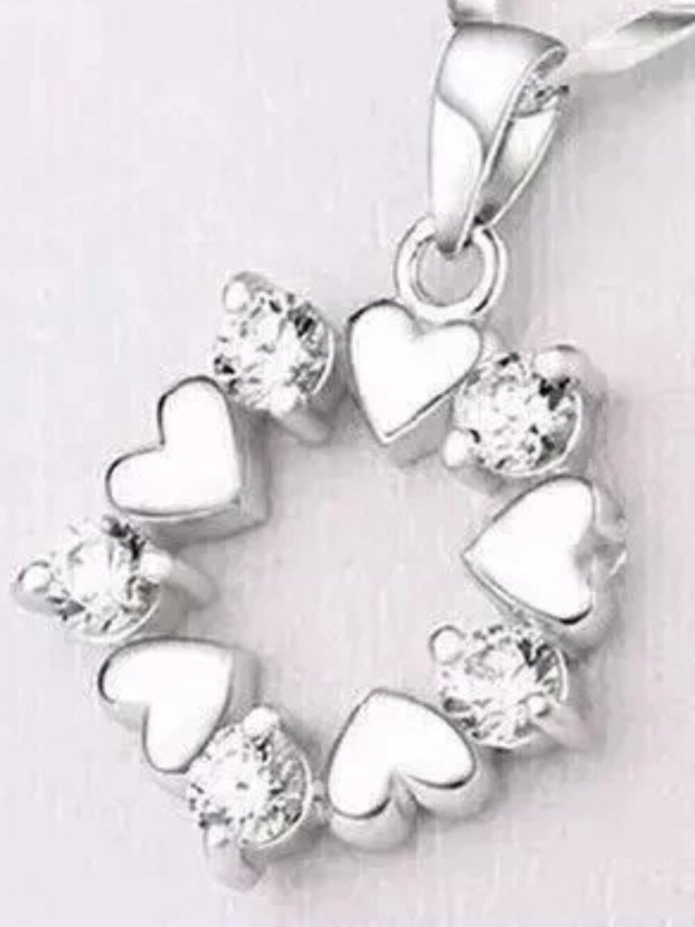 Sterling Silver (925) Dainty Heart Circular "Wreath" Design Pendant With Chain